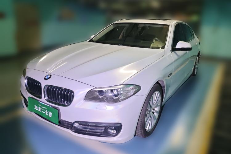 Used BMW 5 Series 2014 525Li Luxury Design Package