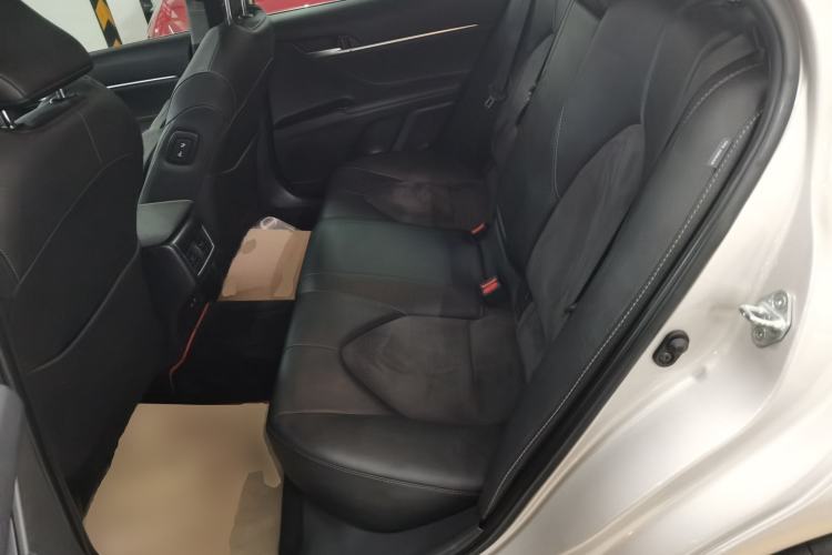 Used Toyota Camry 2021 2.0S FENGSHANG Edition
