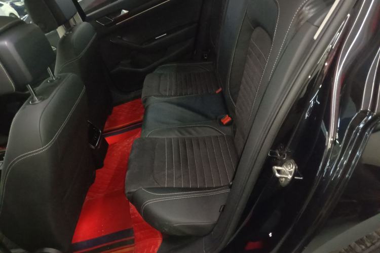 Used Volkswagen Magotan 2020 330TSI DSG Leading Model
