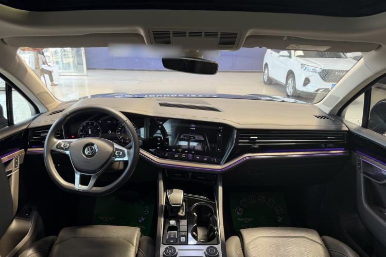 Used Volkswagen Touareg 2019 2.0 TSI Ruiyi Edition China V Standard
