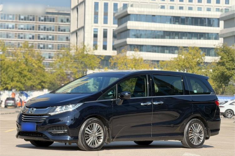 Used Honda Odyssey 2018 2.4L Luxury Edition
