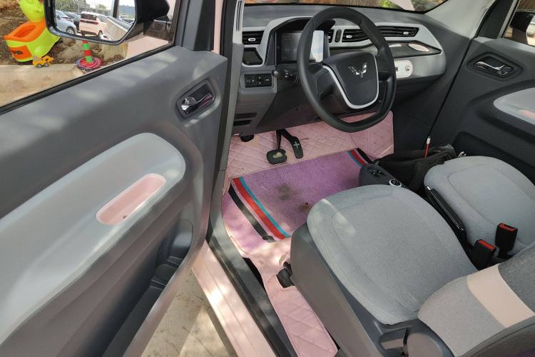 Used Wuling Hongguang MINIEV 2021 Macaron Premium Model – Lithium Iron Phosphate
