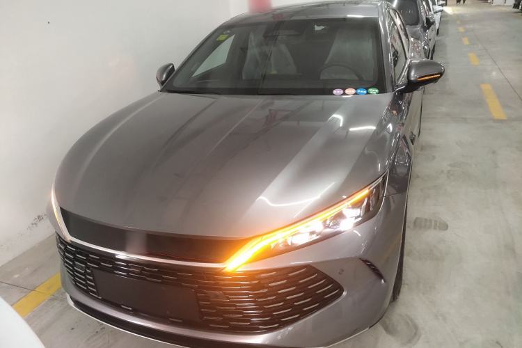 Used BYD Qin L 2025 DM-i Smart Drive 120KM Leading Model
