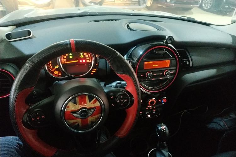 Used  MINI 2014 1.2T ONE+
