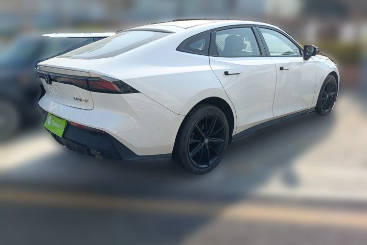 Used Changan UNI-V 2022 1.5T Prestige Version