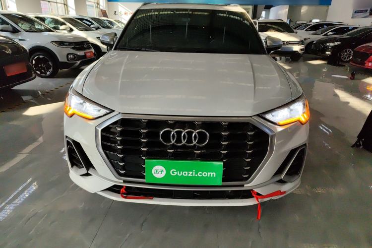 Used Audi Q3 2021 35 TFSI Fashion Dynamic Model
