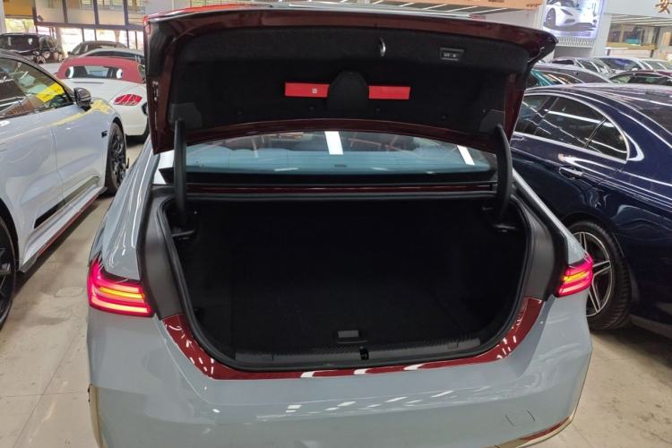 Used BMW i5 2024 eDrive 35L Prestige Luxury Package
