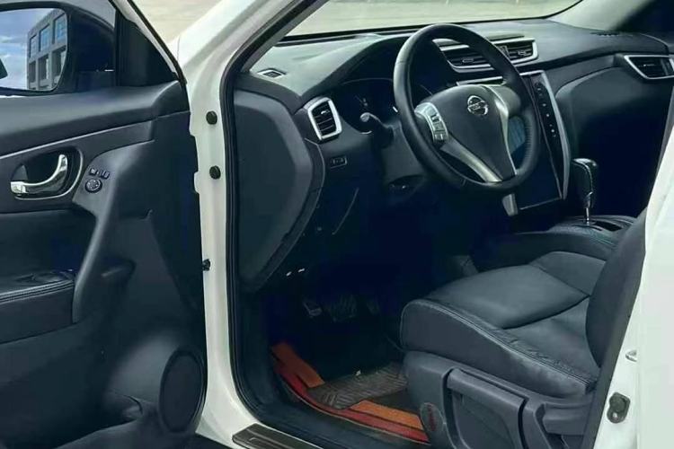 Used Nissan X-Trail 2014 2.0L CVT Comfort Edition 2WD
