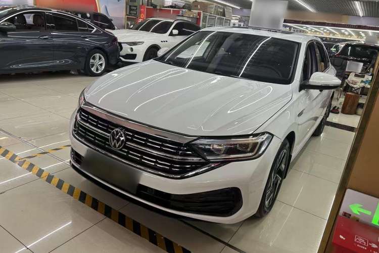 Used Volkswagen Sagitar 2023 300TSI DSG Excellence Edition
