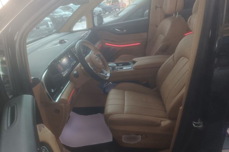 Used VOYAH Dream 2024 PHEV Extended-Range Premium Edition
