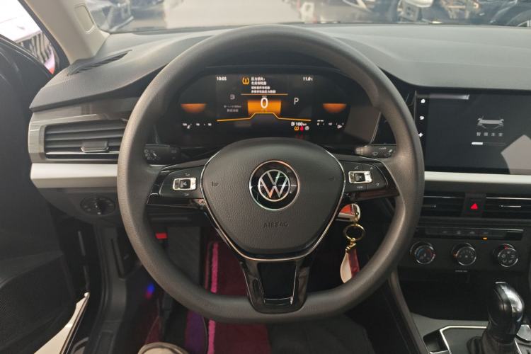 Used Volkswagen Lavida 2022 1.5L Automatic Comfort Edition
