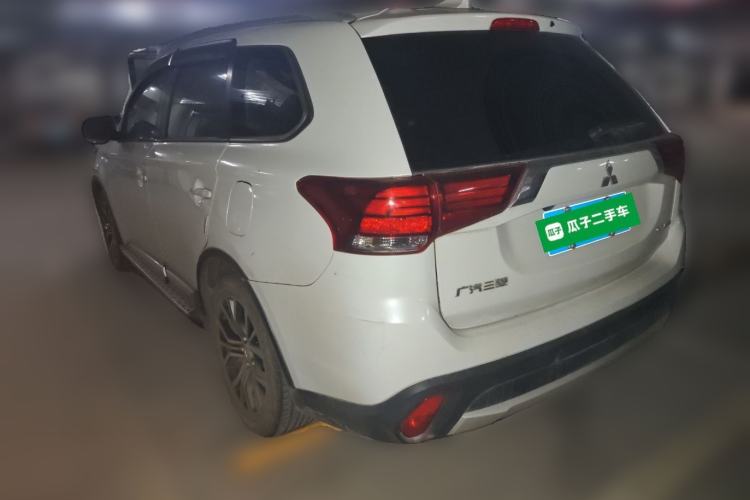 Used Mitsubishi Outlander 2018 2.0L Two-Wheel Drive Glory Edition 5 Seats
