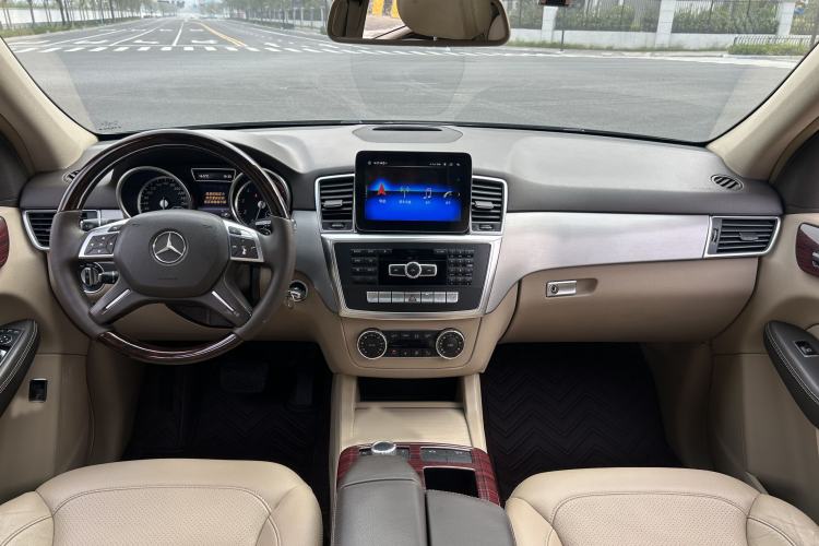 Used Mercedes-Benz M-Class 2015 ML 320 4MATIC
