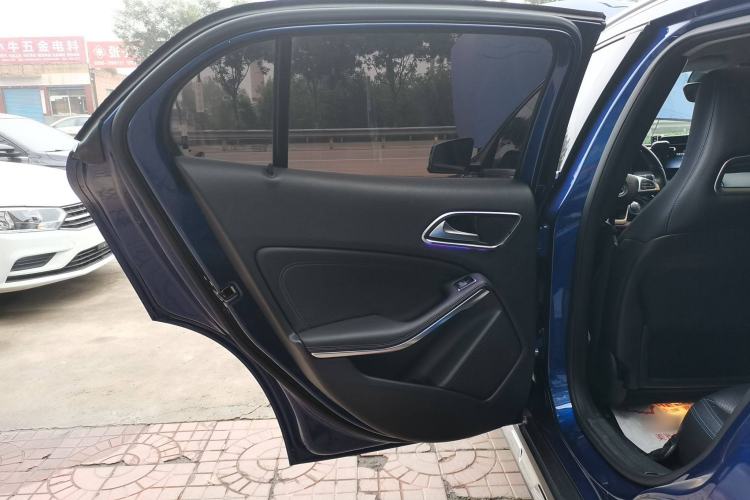 Used Mercedes-Benz GLA 2019 GLA 200 Fashion Model
