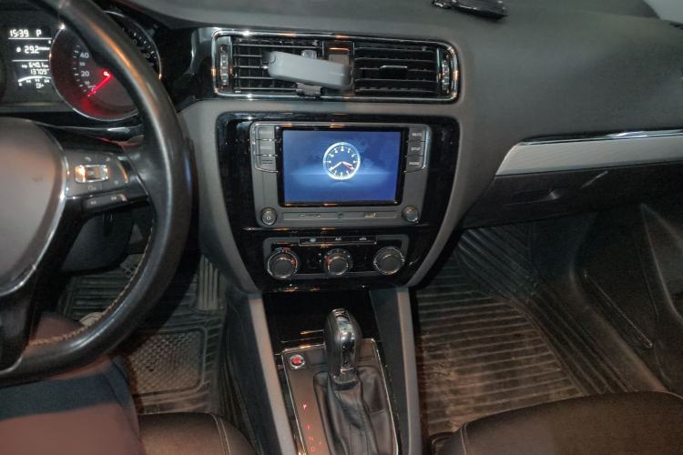 Used Volkswagen Sagitar 2017 1.6L Automatic Comfort Model
