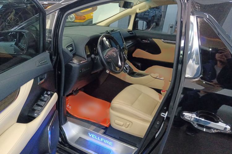 Used Toyota Vellfire 2021 Crown Dual-Engine 2.5L HV Prestige Edition