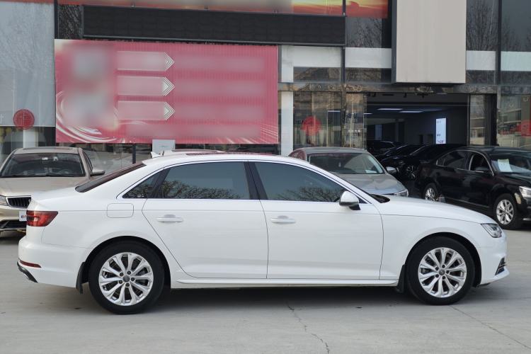 Used Audi A4L 2019 40 TFSI Ambition China VI