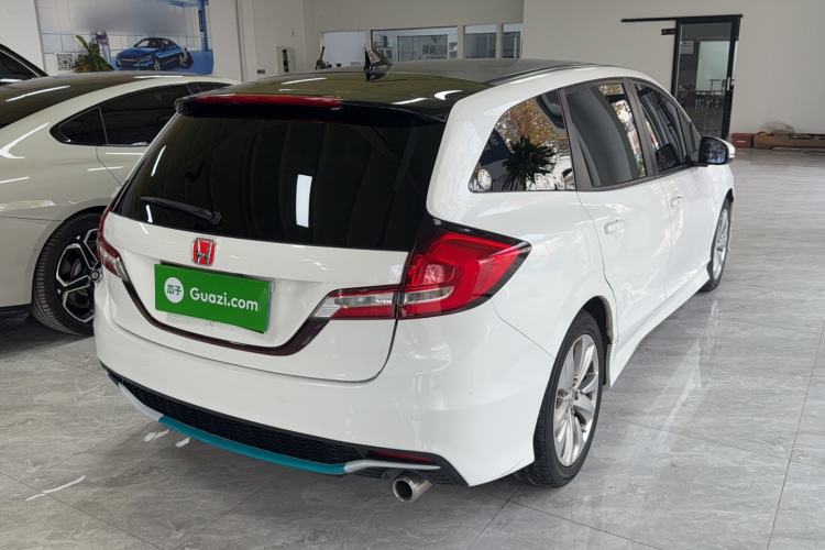 Used Honda Jade 2017 1.8L automatic Comfort version 5 seats
