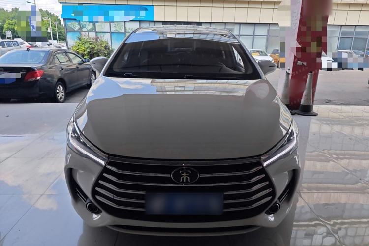 Used BYD Song MAX 2018 1.5T Automatic Smart Connect Luxury 6-Seater
