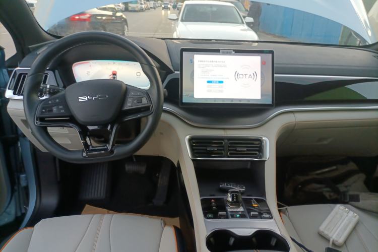 Used BYD Song PLUS New Energy 2023 Champion Edition DM-i 110KM Flagship Model
