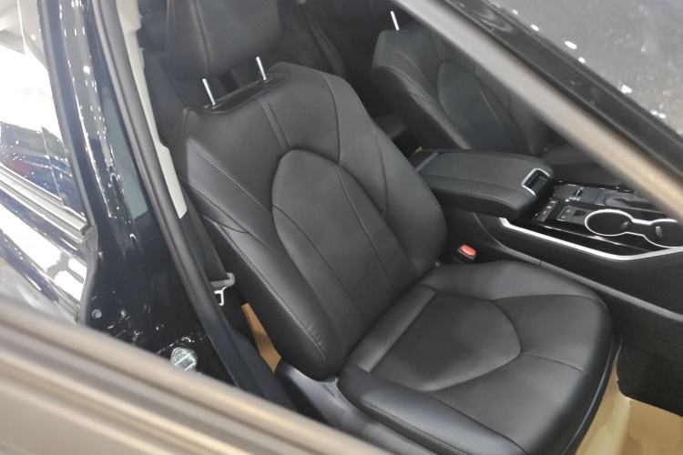 Used Toyota Highlander 2022 Dual-Engine 2.5L Four-Wheel Drive Prestige Version 7 Seats