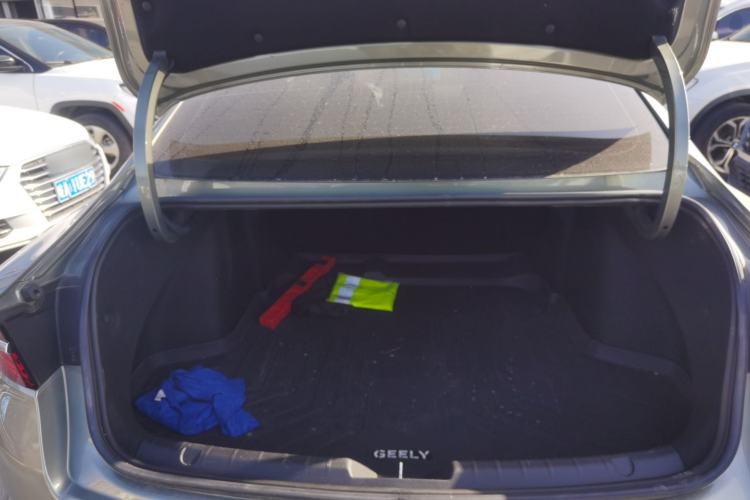 Used Geely Auto Preface 2023 1.5TD Fuyao Version