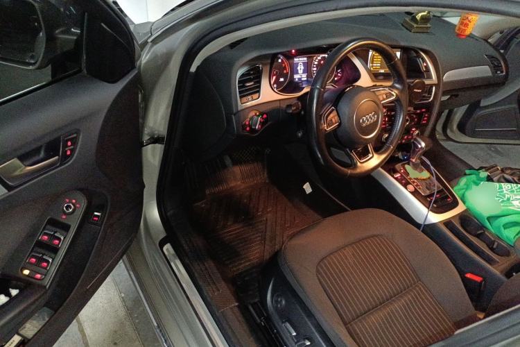 Used Audi A4L 2016 35 TFSI Collector's Edition Automatic Standard Model