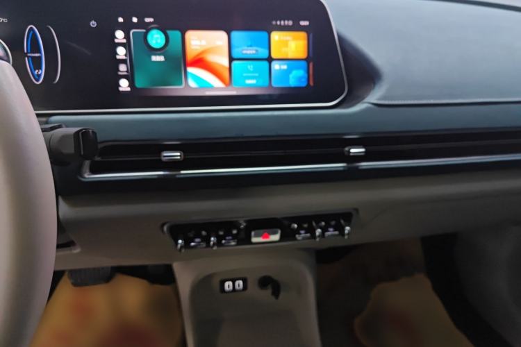 Used ORA Good Cat 2021 400km Standard Range Athena Edition Lithium Iron Phosphate
