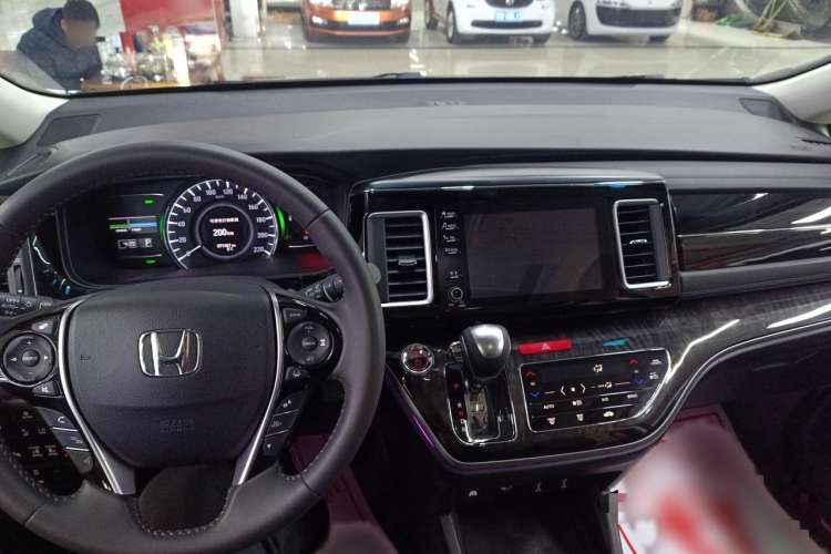 Used Honda Elysion 2019 2.0L Hybrid Luxury Edition