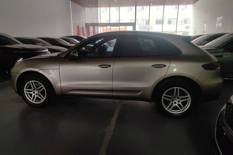 Used Porsche Macan 2017 Macan 2.0T
