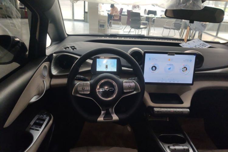 Used BYD Dolphin 2025 420km Fashion Edition
