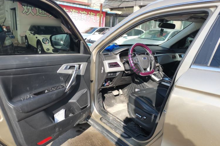 Used Geely Auto Emgrand X7 Sport 2018 1.8TD Automatic Two-Wheel Drive Smart Connect 4G Internet Edition