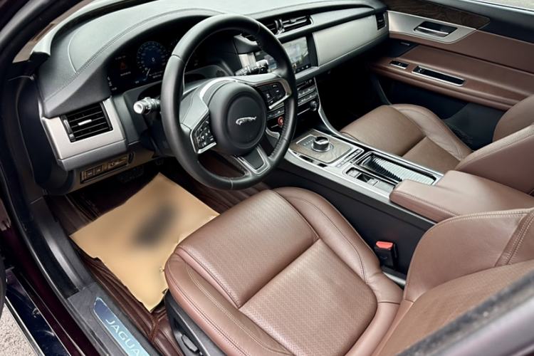 Used Jaguar XFL 2018 XFL 2.0T 250 PS Luxury Edition
