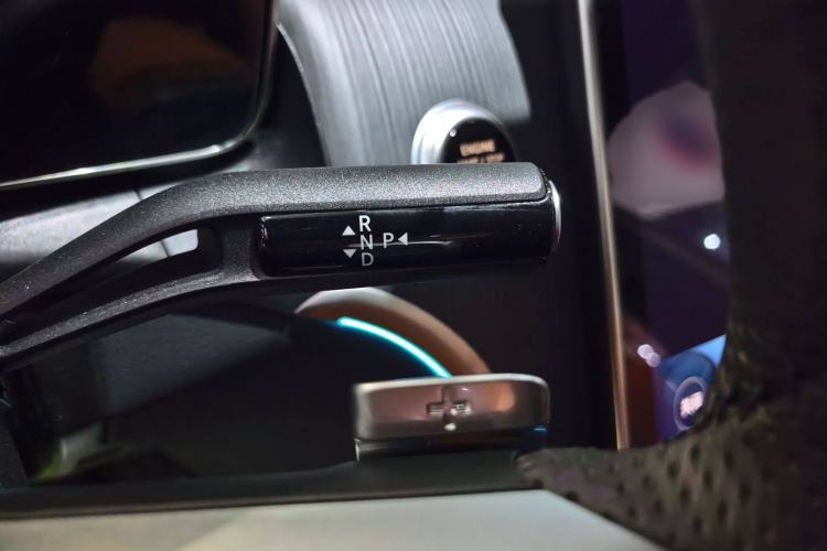 Used Mercedes-Benz GLC 2025 GLC 260 L 4MATIC Luxury Model
