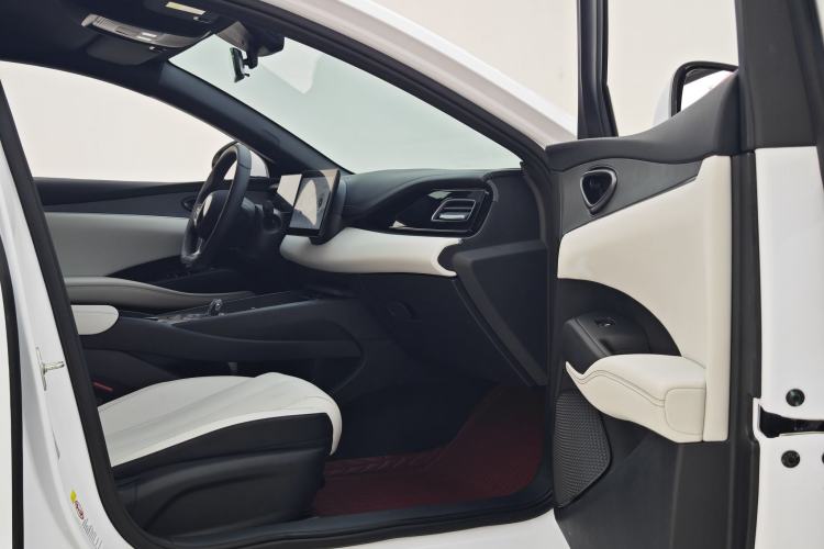 Used BYD Seal 06 New Energy 2024 DM-i 80KM Luxury Model
