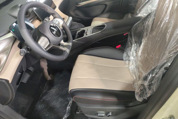 Used BYD Dolphin 2025 420km Free Edition
