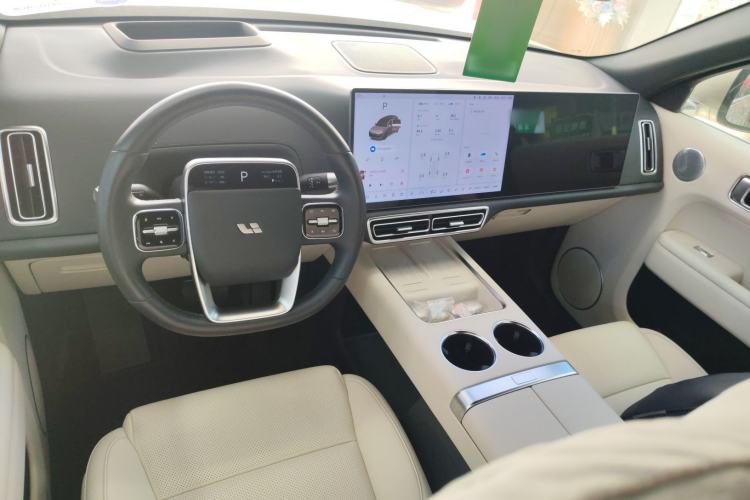 Used Li Auto L8 2024 Ultra Model