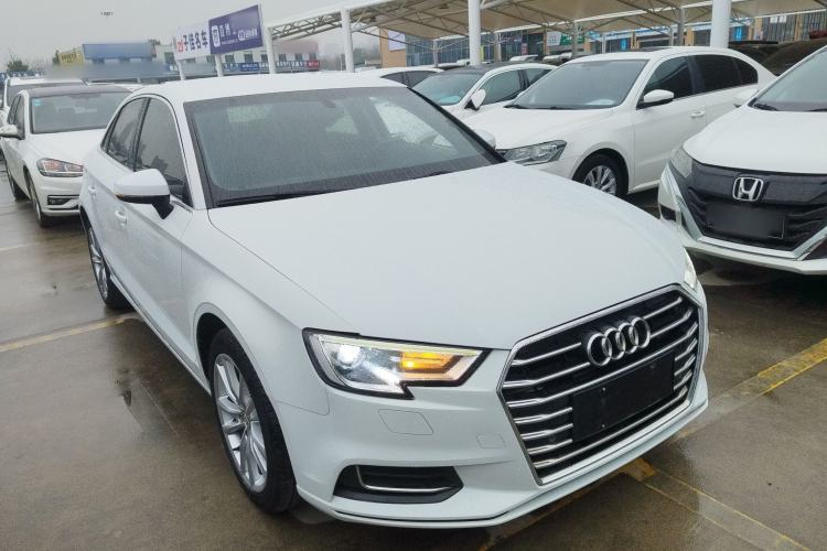 Used Audi A3 2019 Limousine 35 TFSI Ambition China V
