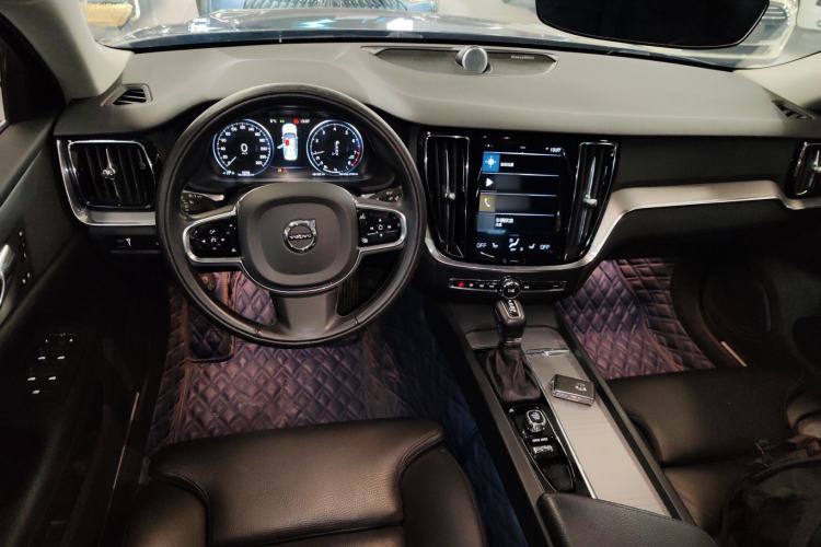 Used Volvo S60 2020 T4 Zhiyuan Luxury Edition