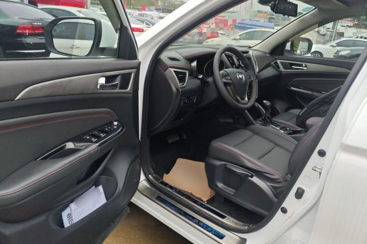 Used Changan CS75 2017 Shangkui Edition 1.5T Automatic Fengyue Model
