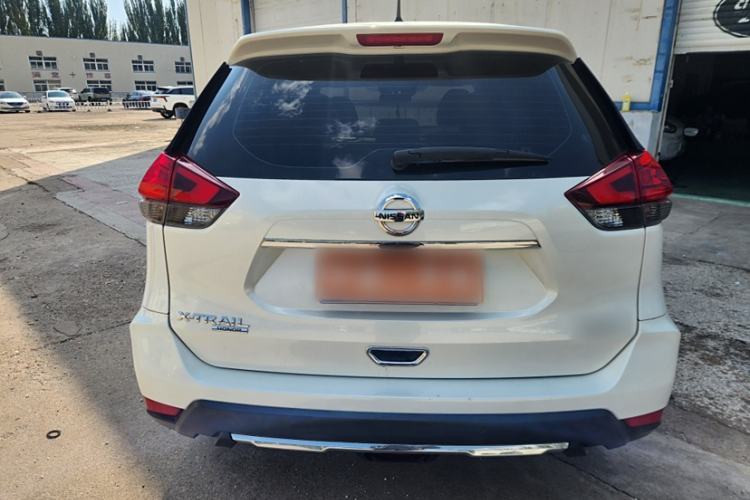 Used Nissan X-Trail 2022 2.0L Two-Wheel Drive Smart Connect Premium Edition
