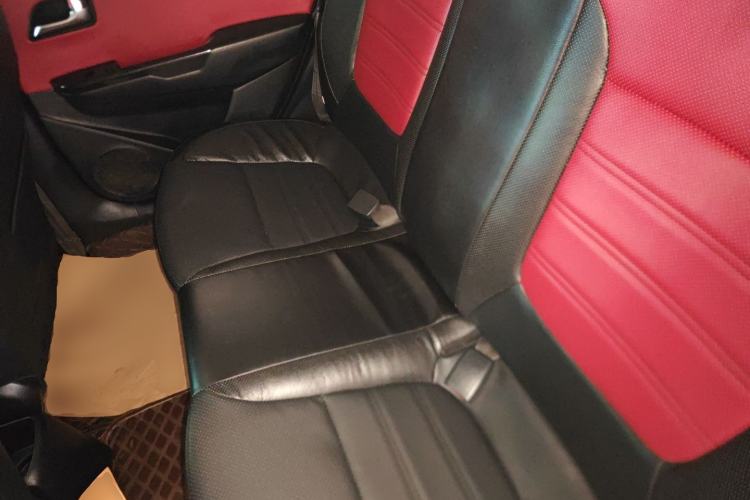 Used Kia K2 2015 Hatchback 1.4L AT GLS Cool Edition