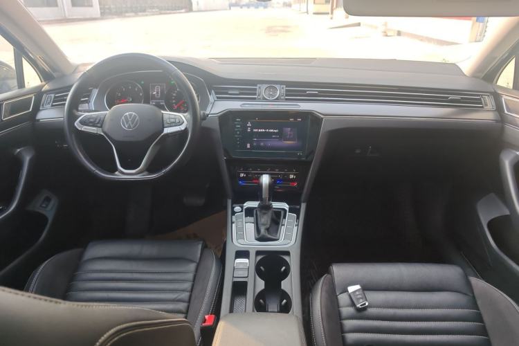 Used Volkswagen Magotan 2020 330TSI DSG Leading Model
