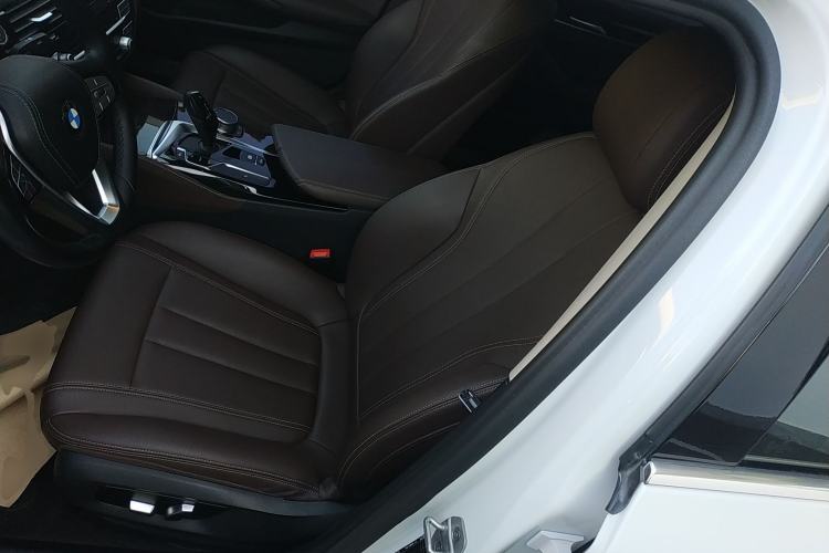 Used BMW 5 Series 2020 525Li Luxury Package
