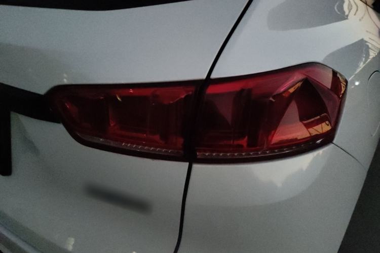 Used Wey VV7 2017 2.0T Ultra-Luxury Version
