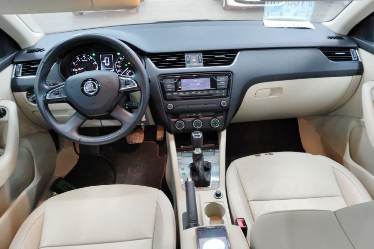 Used Skoda Octavia 2016 1.6L Automatic Smart Drive Edition
