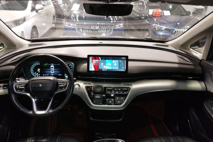 Used Roewe iMAX8 2021 400TGI Flagship Edition
