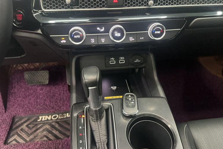 Used Honda Civic 2022 240TURBO CVT Dynamic Control Version
