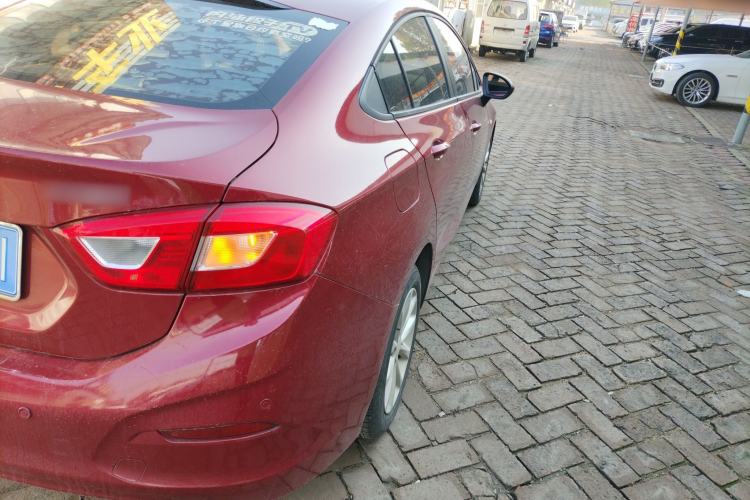 Used Chevrolet Cruze 2017 1.4T Dual-Clutch Pioneer Sunroof Edition
