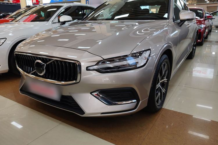 Used Volvo S60 2025 B4 Zhiyi Luxury Edition